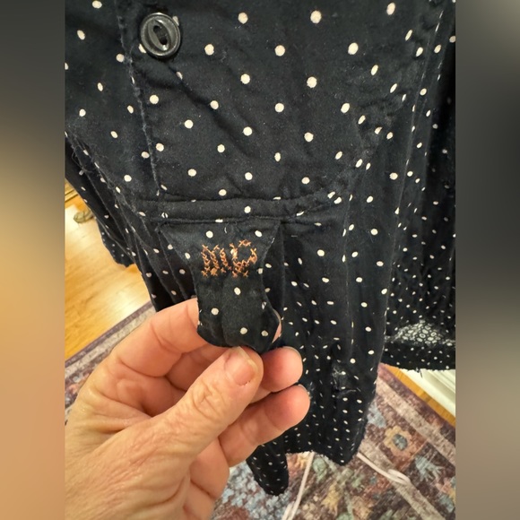 Magnolia Pearl Navy Blue Henry Top OSFM - Picture 6 of 7